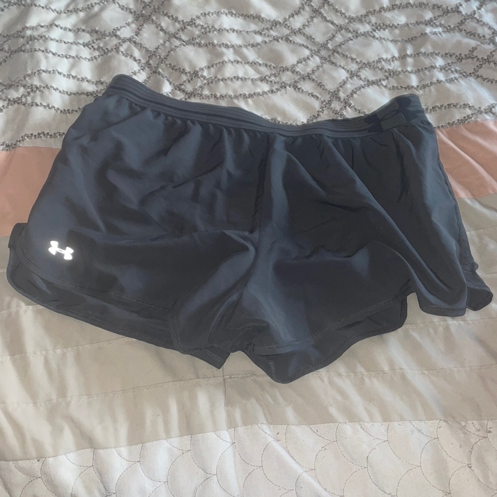 Gray under armour short